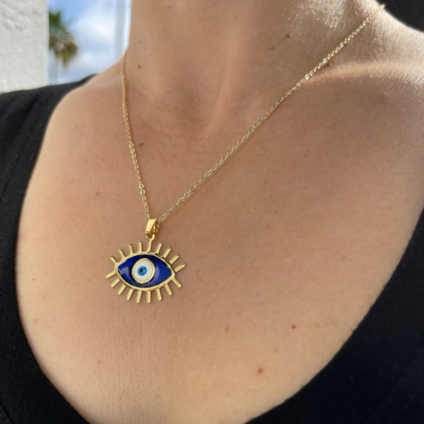 NeoLux Evil Eye Pendant Necklace - Mystical Protection and Modern Style