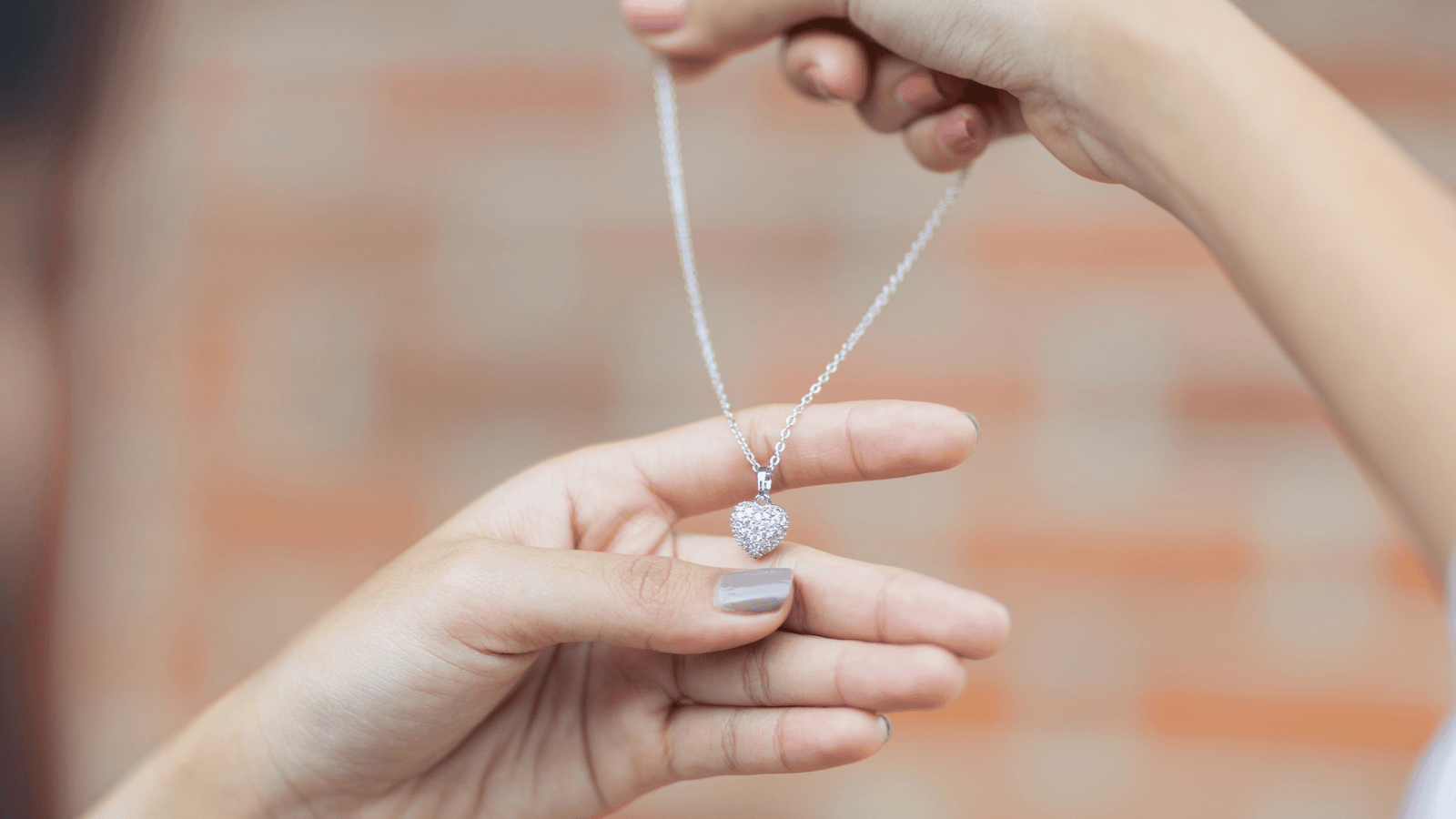 Stunning Pendant Necklaces for Every Style: Elevate Your Look with NeoLux