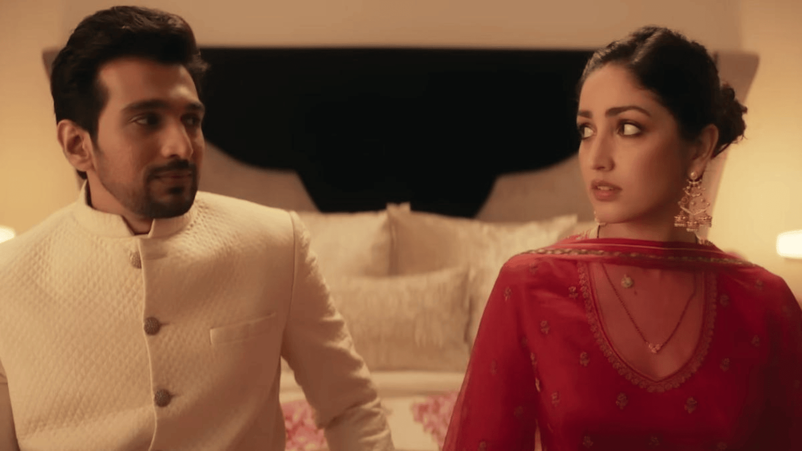 Dhoom Dhaam Review